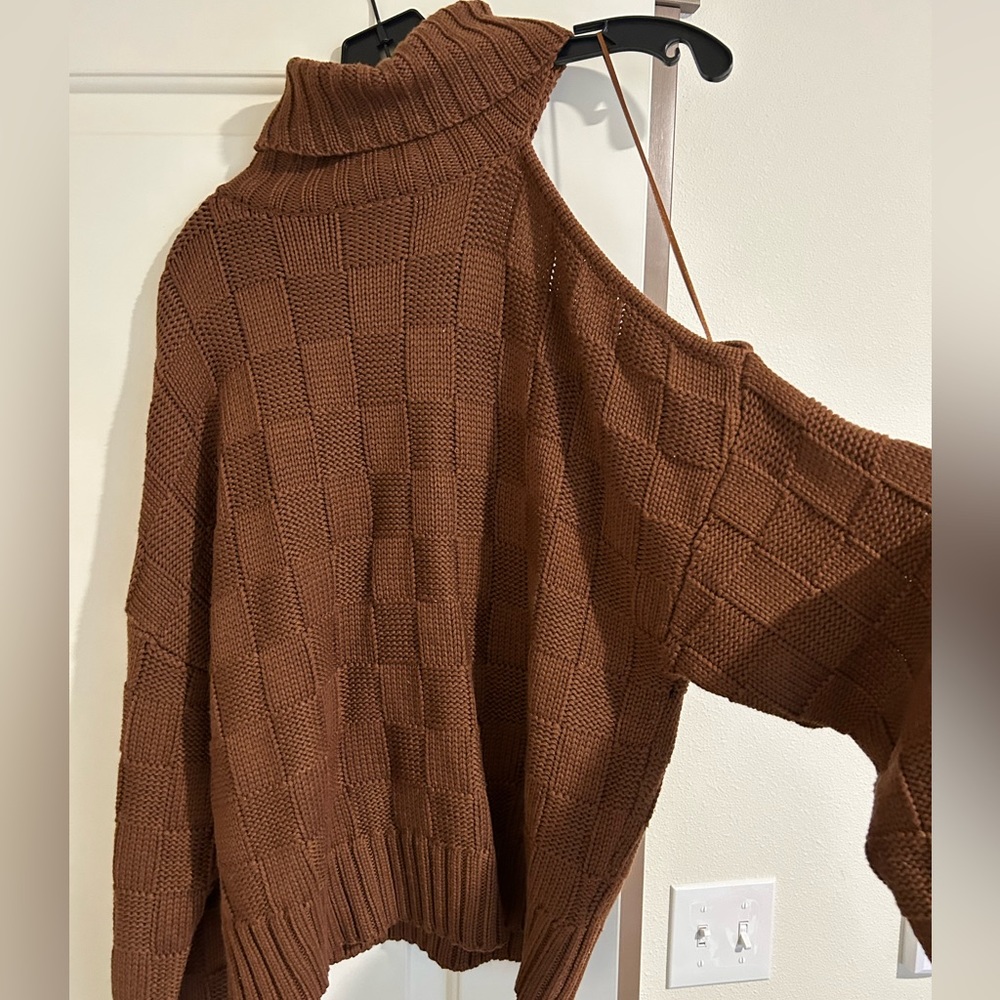 ASTR The Label brown checkered cold shoulder sweater